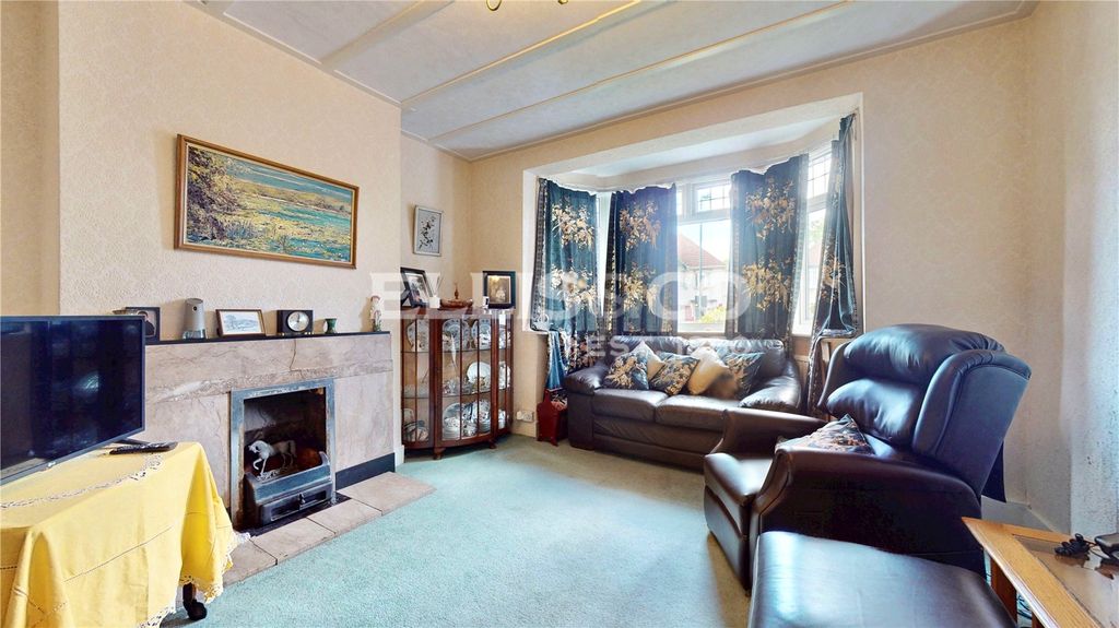 Property photo 2 of 14 Picture No. 27