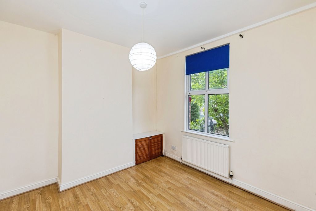 Property photo 3 of 12 Pbox-Img.Jpg