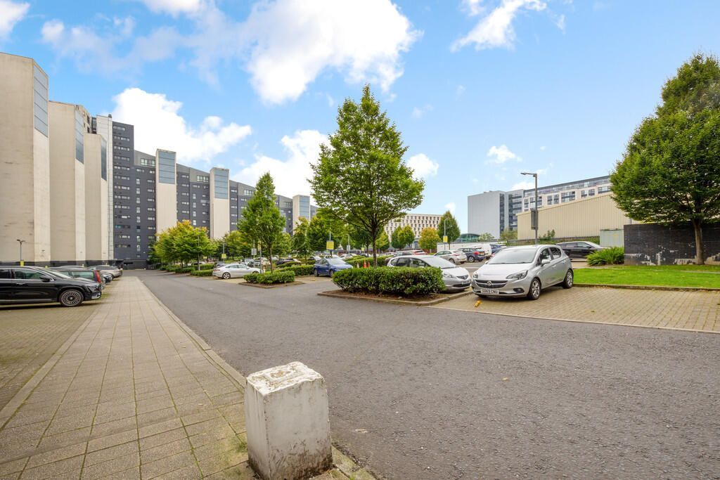 Property photo 3 of 8