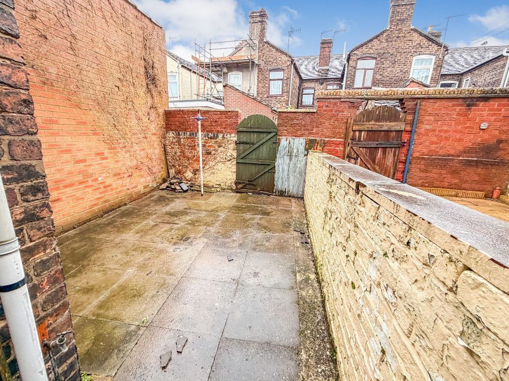 Property photo 3 of 20