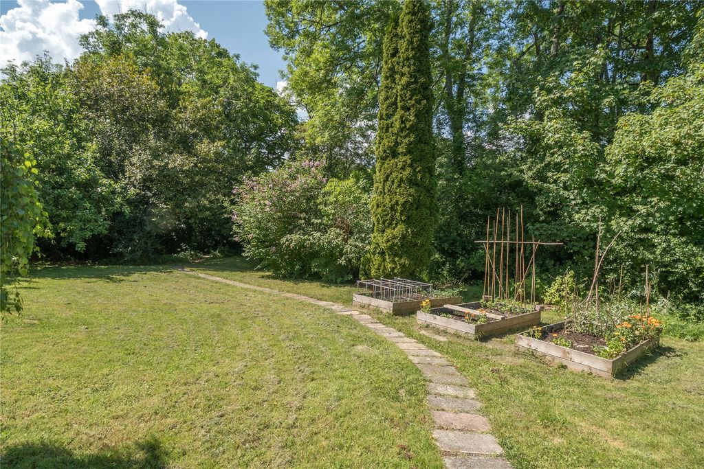 Property photo 2 of 24 Picture No. 50