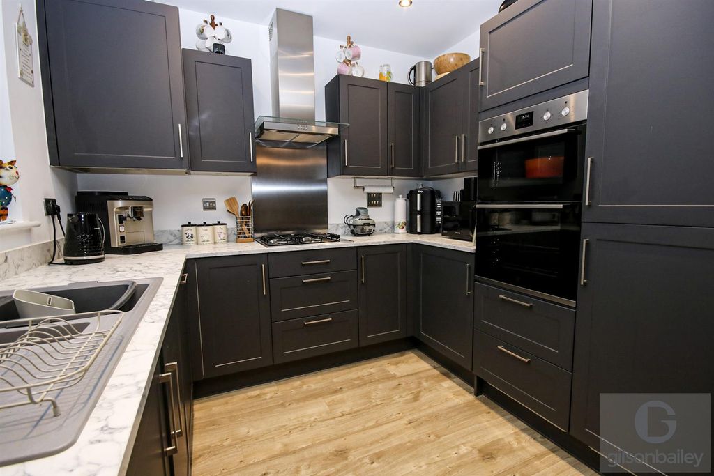 Property photo 2 of 22 13-Img_9171.Jpg