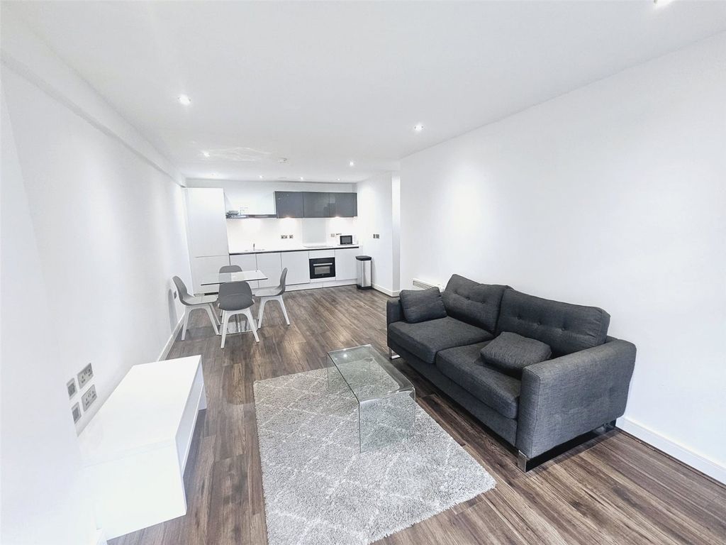 Property photo 3 of 9 Picture No. 05