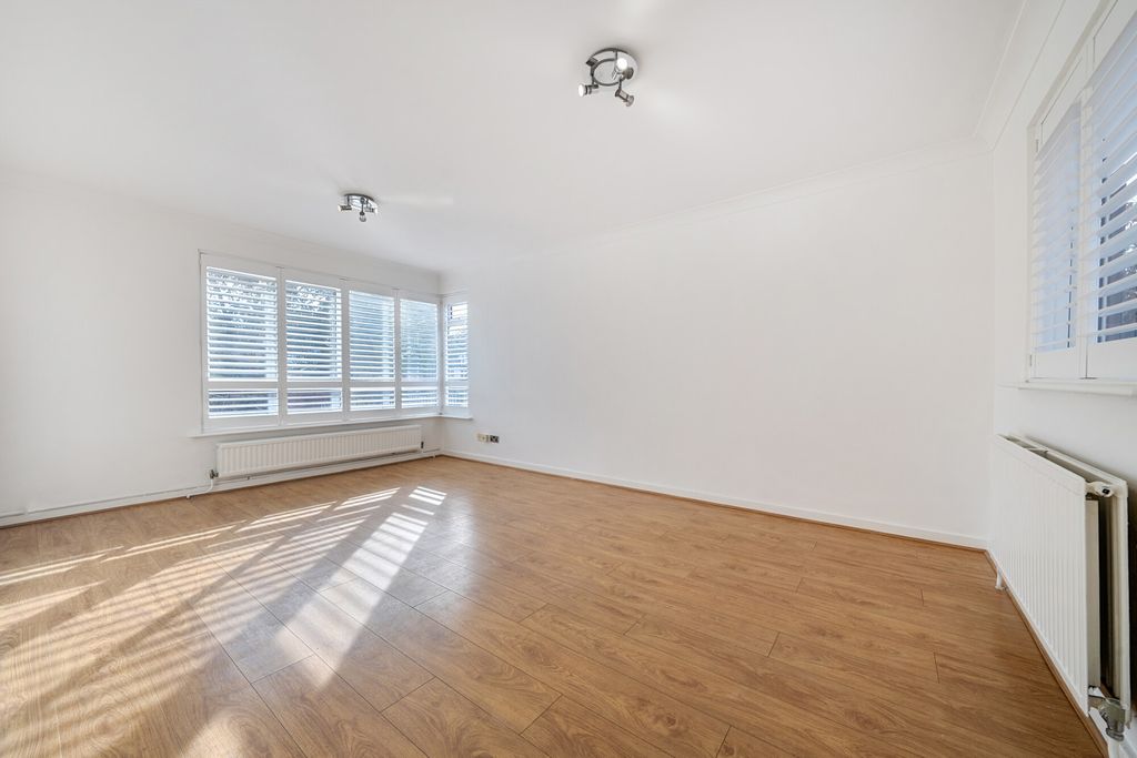 Property photo 2 of 19 Reception Room