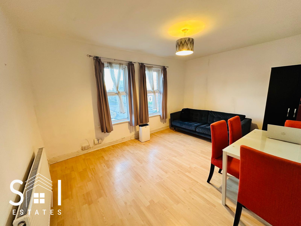 Property photo 3 of 16