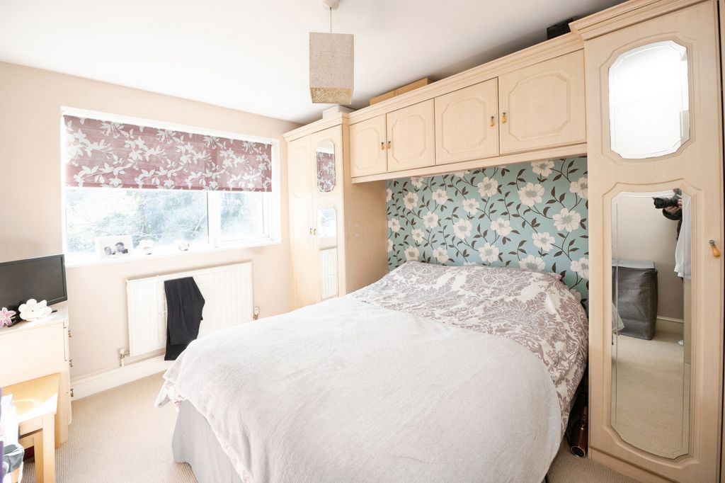 Property photo 2 of 12 Pbox-Img.Jpg