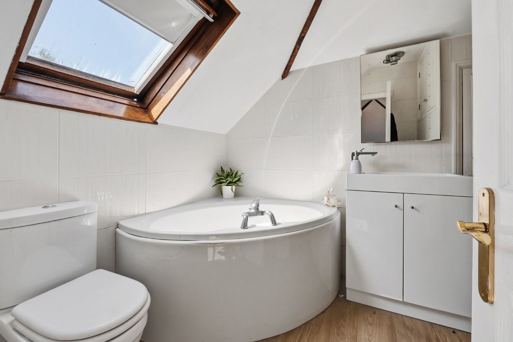 Additional image 6 of 5 bed detached house for saleHill View Road, Longfield DA3