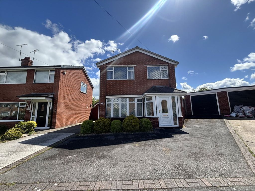 Property photo 1 of 27 Picture No. 28