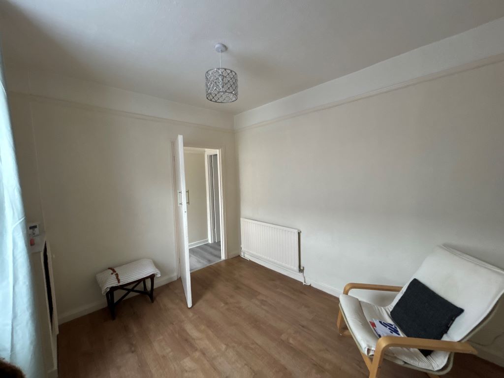 Property photo 3 of 8 Dining Room