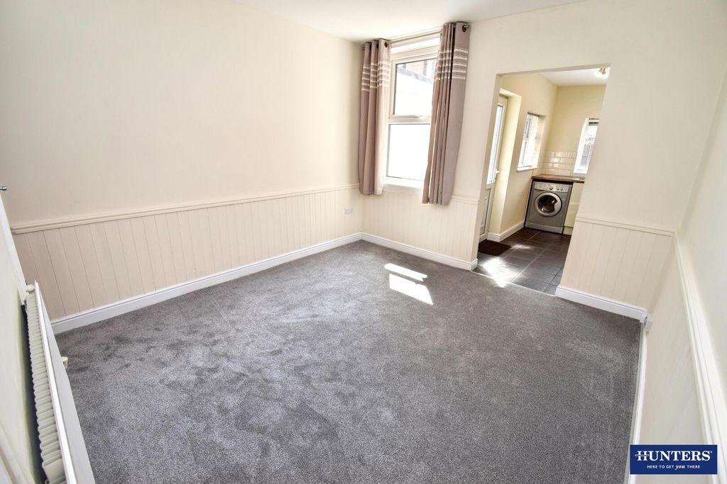 Property photo 3 of 13 Dining Room