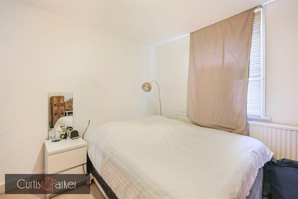 Property photo 3 of 8 Img_1427.Jpg
