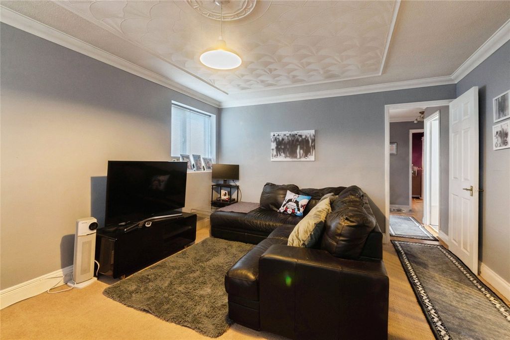 Property photo 3 of 13 Picture No. 20