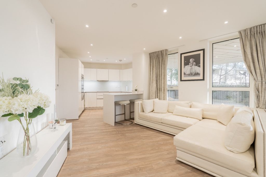 Property photo 3 of 42 4589844