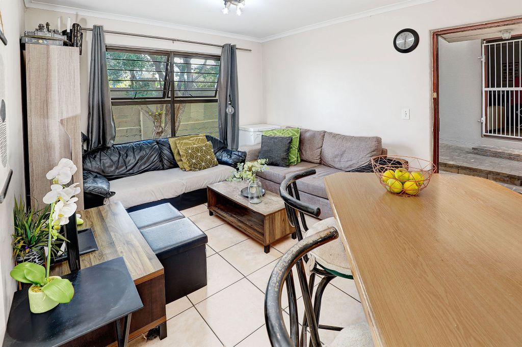 Property photo 1 of 15 Dbv1731482
