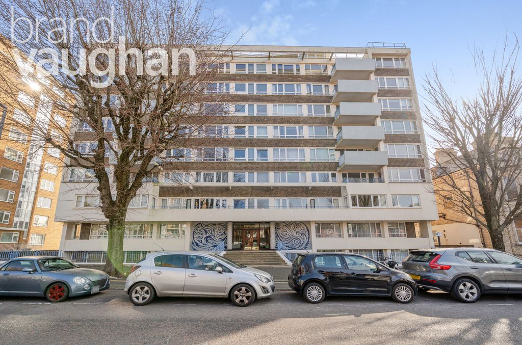 Property photo 1 of 9 External