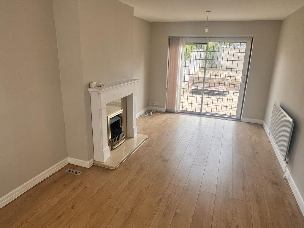 Property photo 3 of 13 Living Room