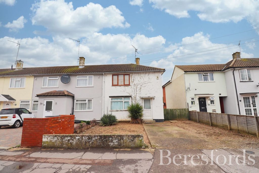 Property photo 1 of 14 Front