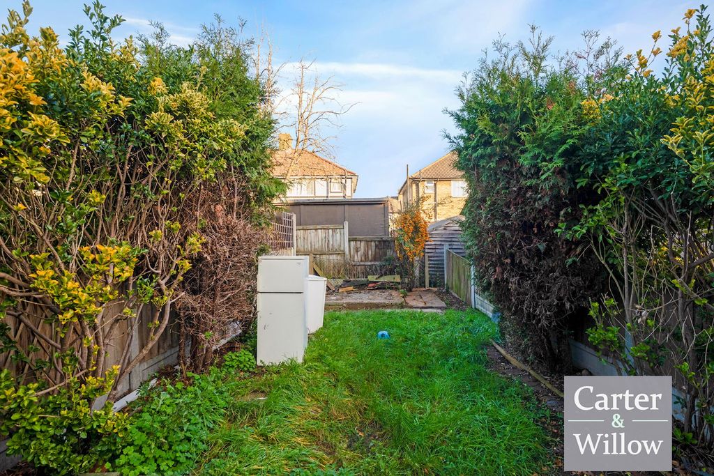 Property photo 3 of 14