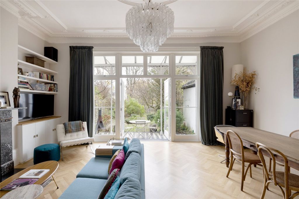 Property photo 2 of 17 Picture No. 04