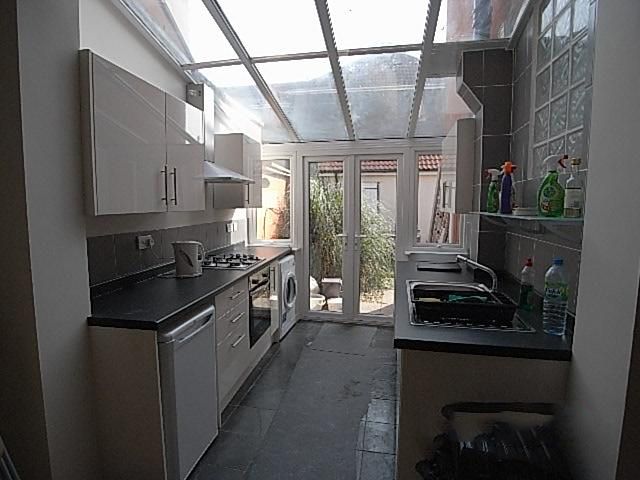 Property photo 2 of 8