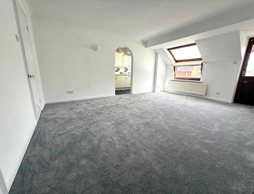 Property photo 2 of 12 Photo 12