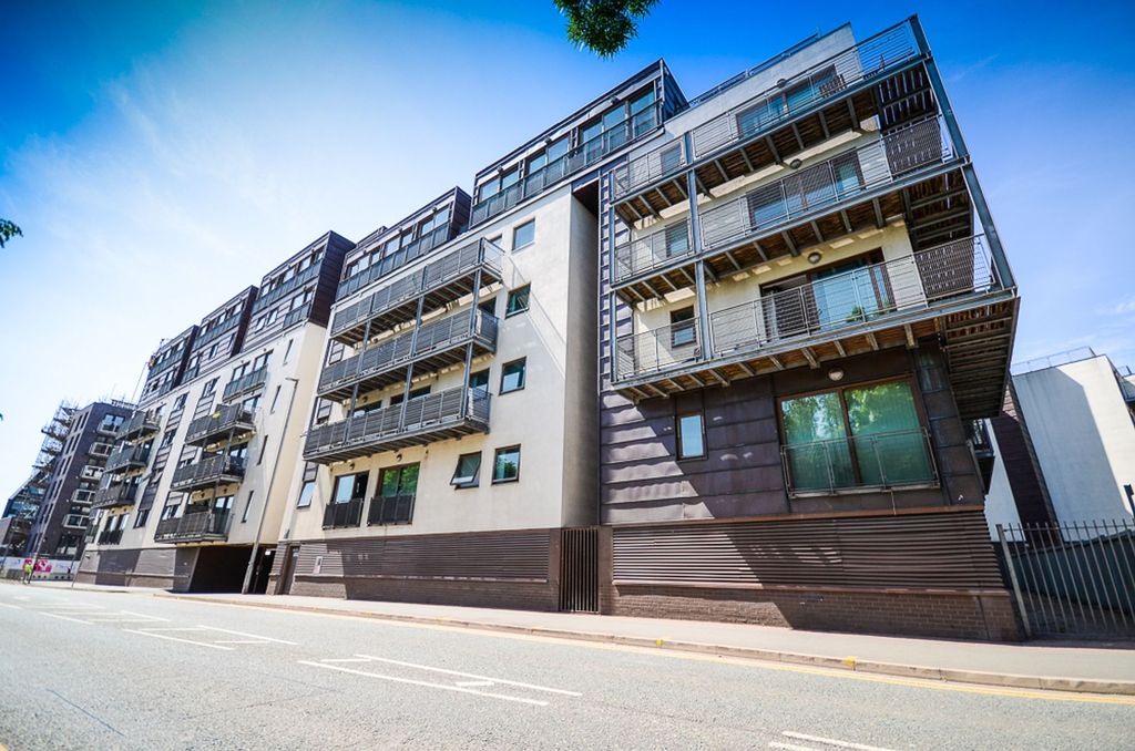 Property photo 1 of 9