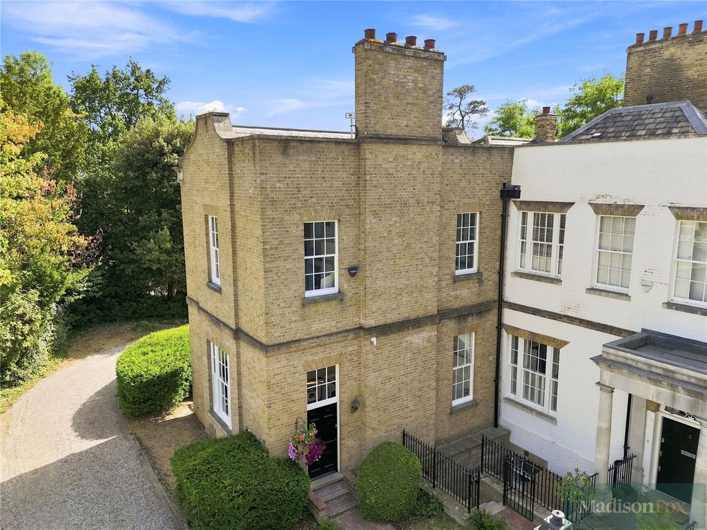 Property photo 2 of 31 Picture No. 41