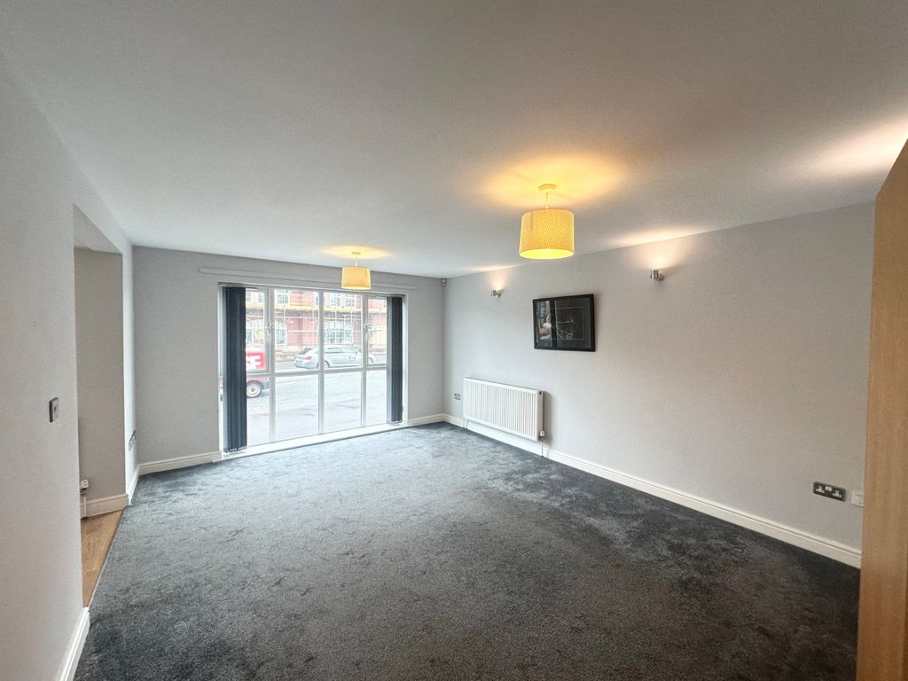 Property photo 3 of 14 Picture No. 04