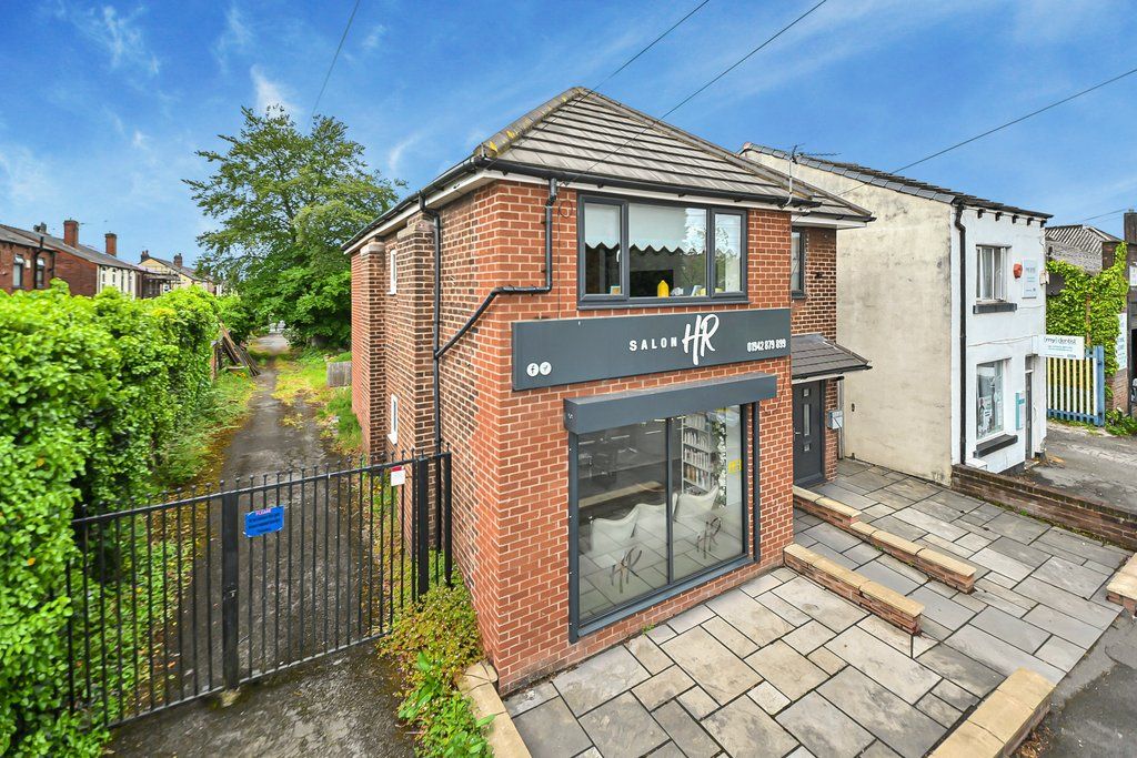 Property photo 2 of 12