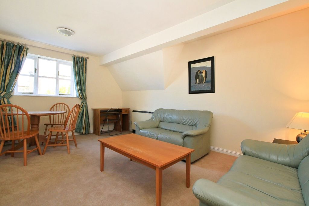 Property photo 2 of 6 Img_9094