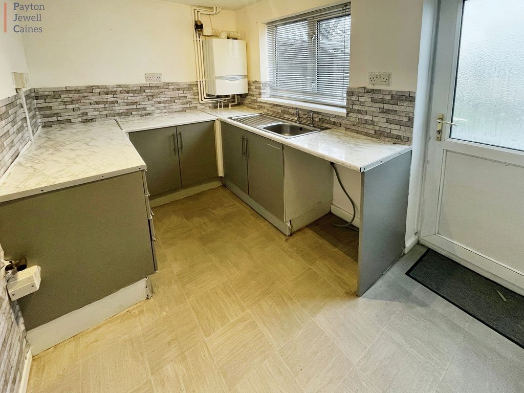 Property photo 3 of 12 Not Specified