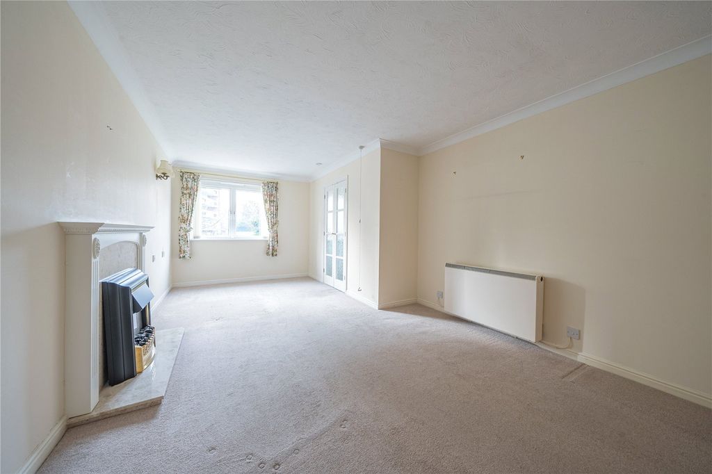 Property photo 2 of 12 Picture No. 16