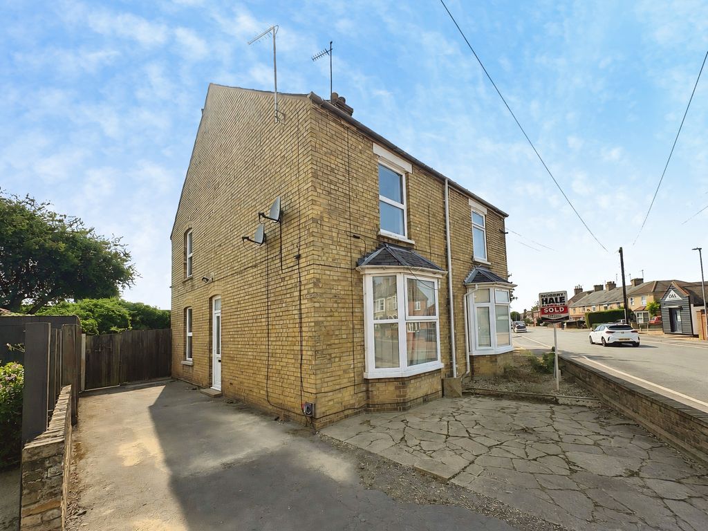 Property photo 1 of 5