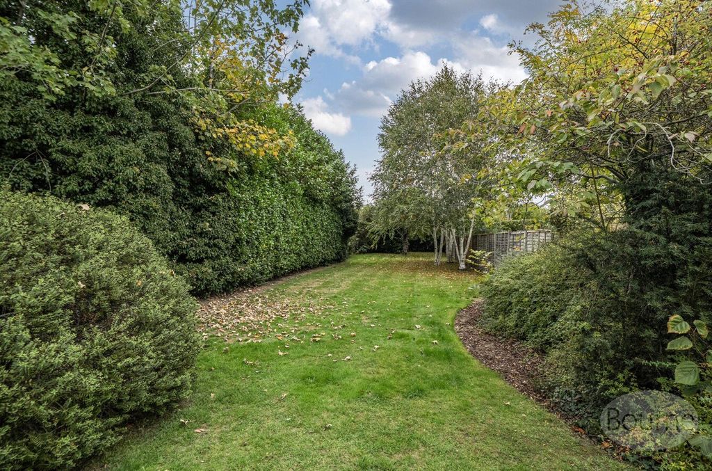 Property photo 3 of 24 Picture No. 06