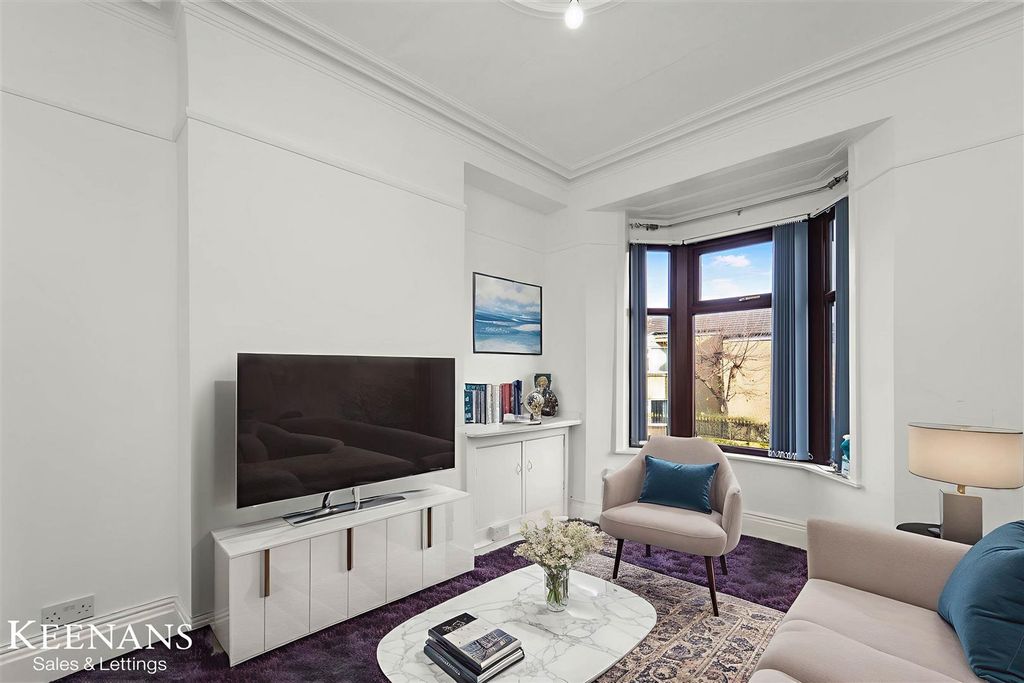 Property photo 2 of 21 Tvdho2Yqck-Vqnpxxe2Qcg - Living Room - Standard -