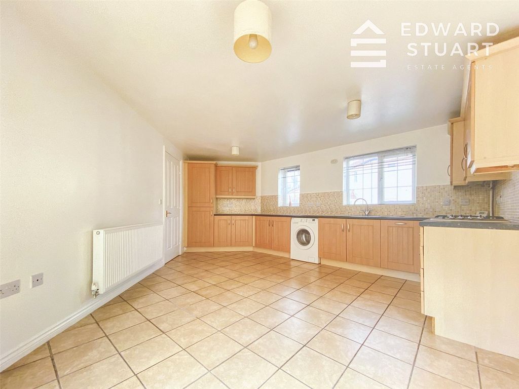 Property photo 3 of 12 Picture No. 13