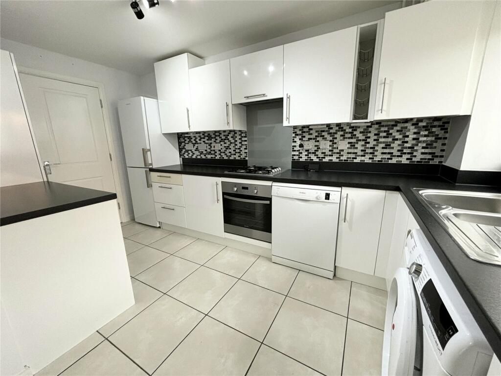 Property photo 2 of 10 174044Lts240005Limg030000