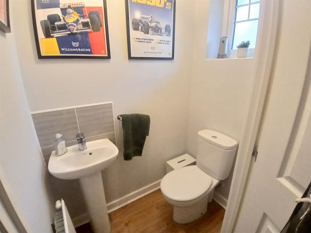 Property photo 2 of 19