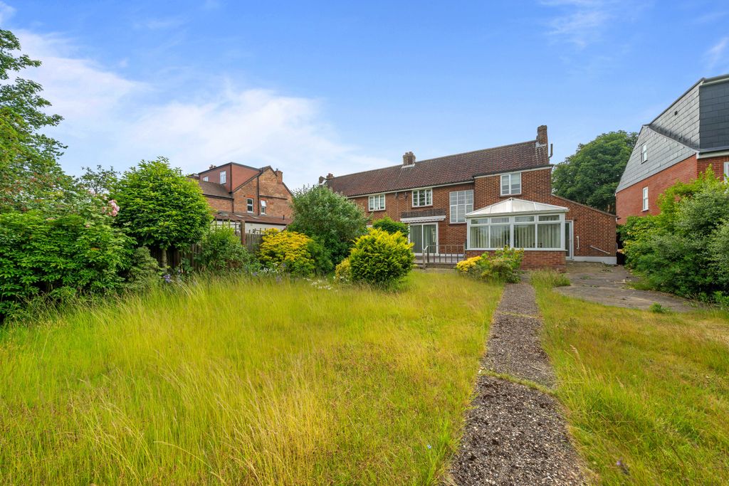 Property photo 2 of 14 Dsc06412