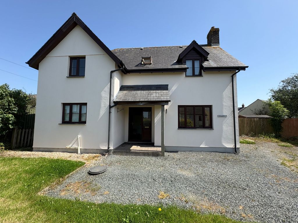 Property photo 1 of 11