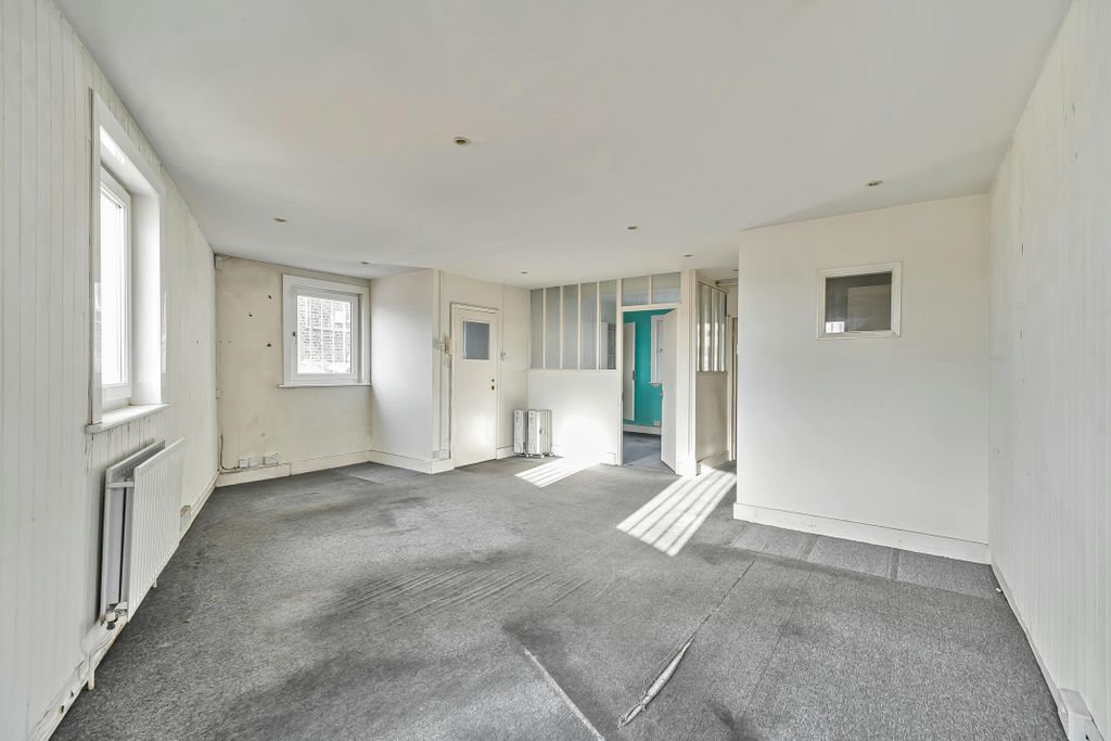 Property photo 3 of 9 138167566915B2485c5Ef.Jpg