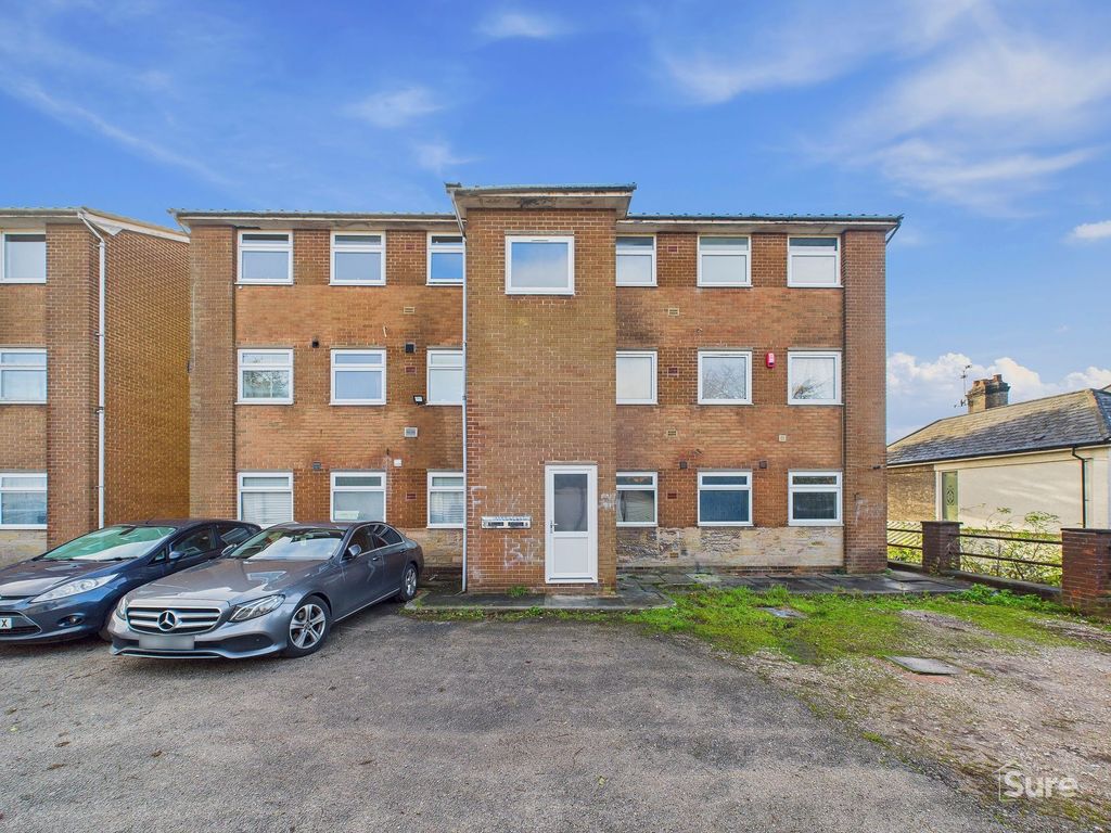 Property photo 1 of 8 Front