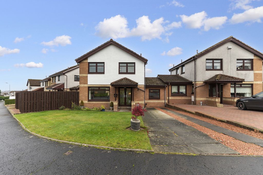 Property photo 1 of 27