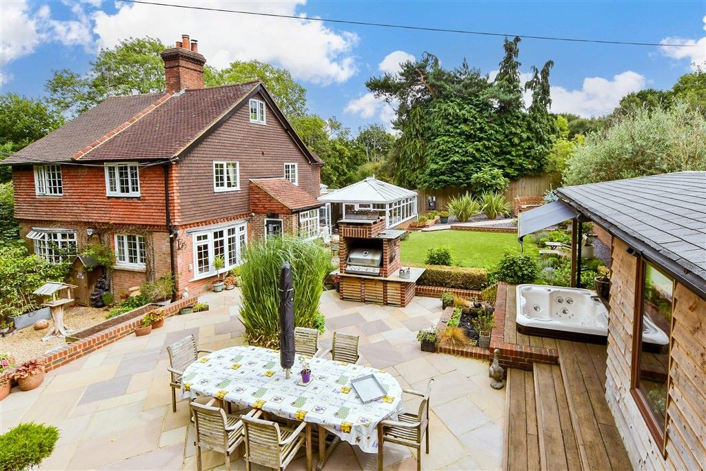 Property photo 2 of 26 External (Web)