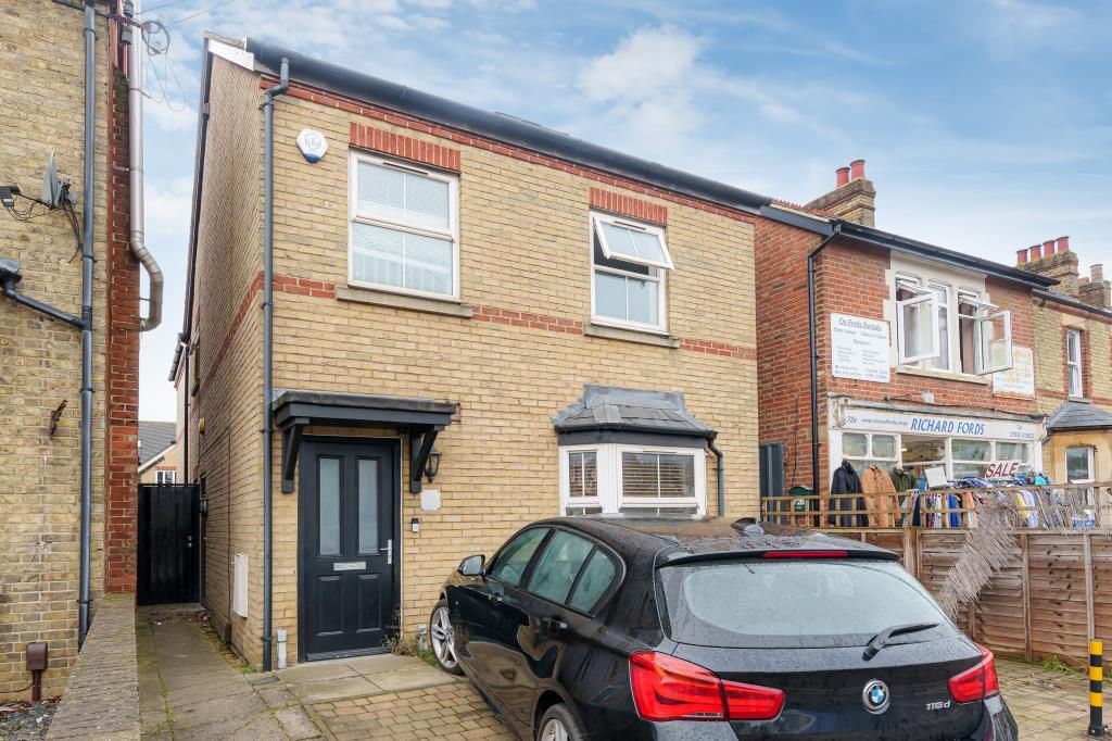 Property photo 1 of 18 External View