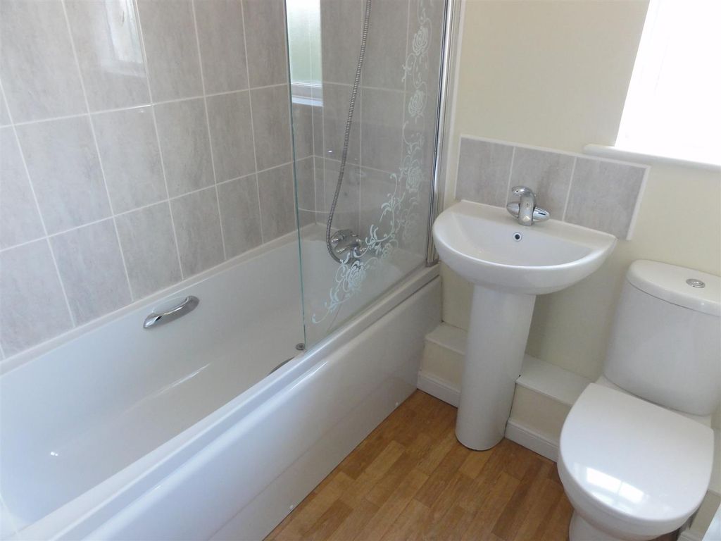 Property photo 2 of 4