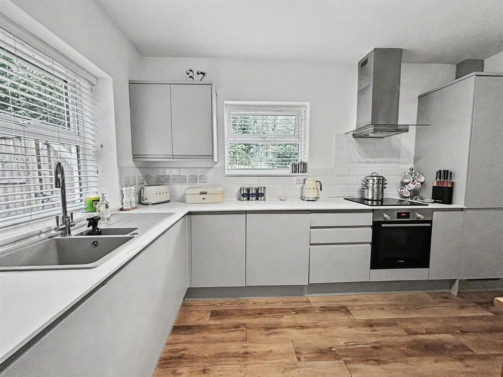Property photo 1 of 13 Kitchen