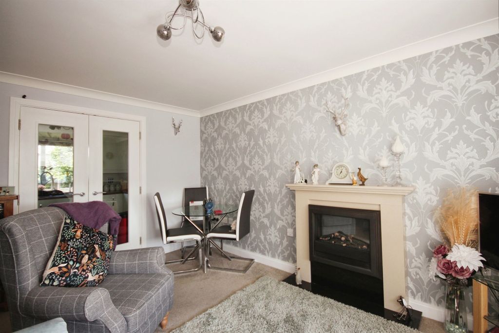 Property photo 3 of 8