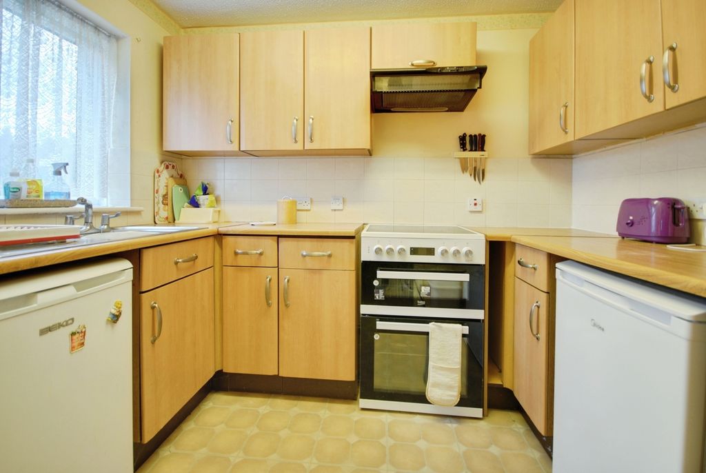 Property photo 3 of 7 Pbox-Img.Jpg