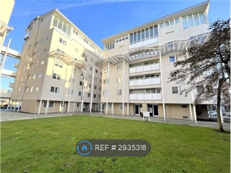 Property photo 2 of 8